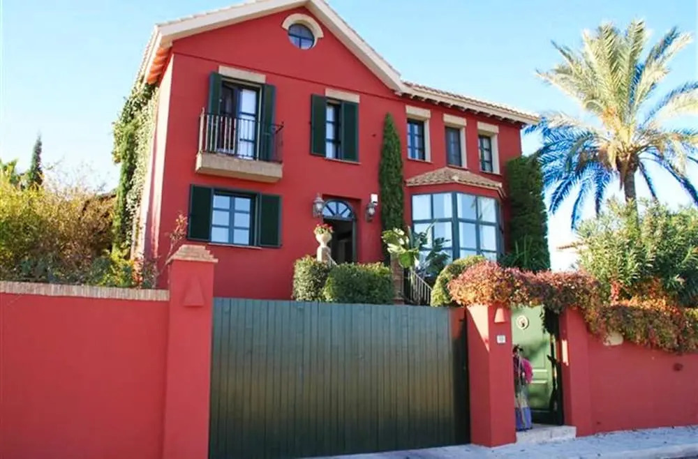 House With 4 Bedrooms in Dénia, With Wonderful Mountain View, Private
