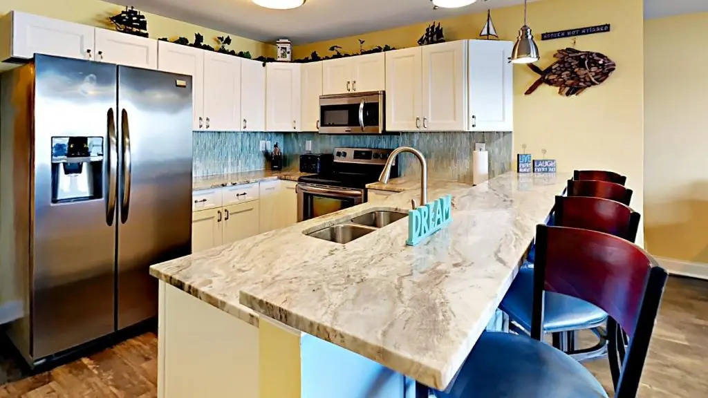 Put-in-Bay Waterfront Condo #209