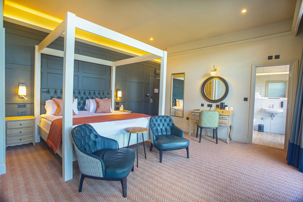 The Royal Hotel