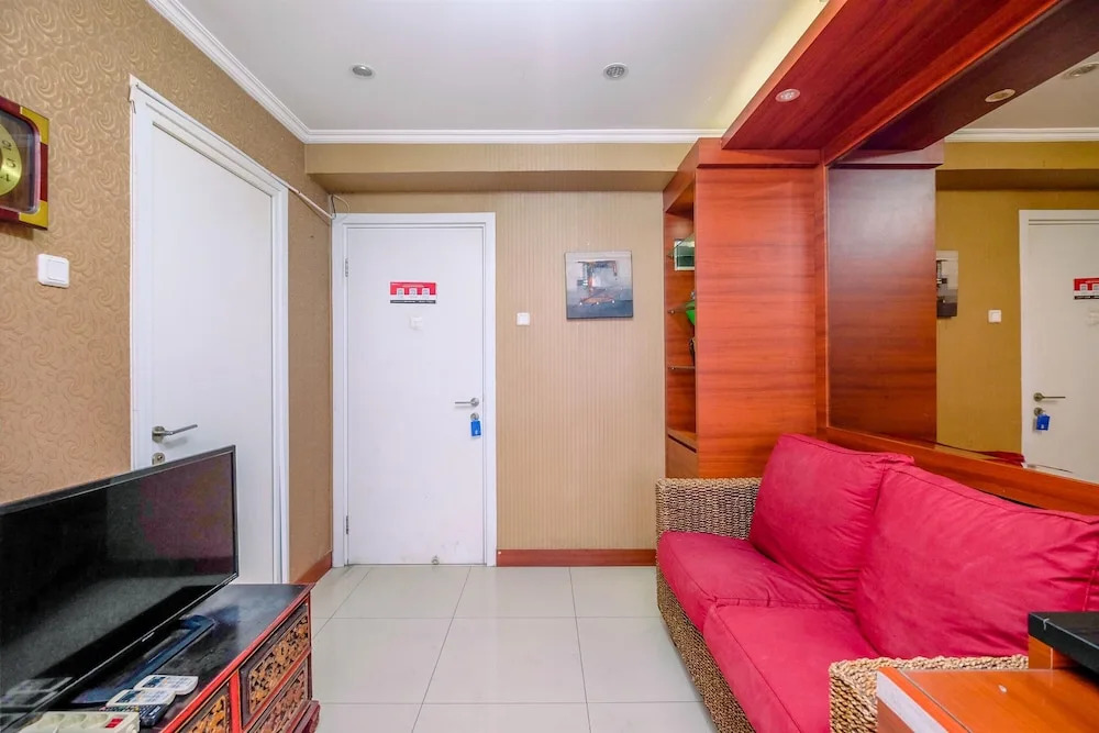 Comfy and Great Choice 2BR Green Pramuka City Apartment By Travelio