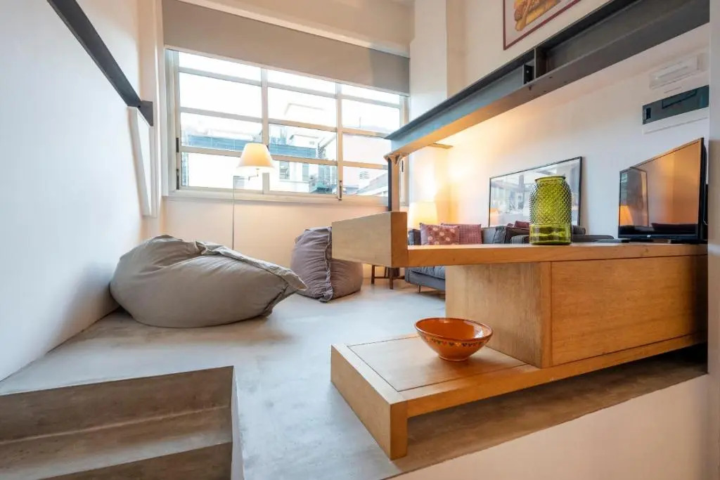 Loft 19