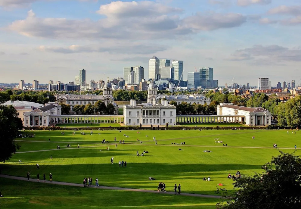 Modern 1 Bedroom in Greenwich