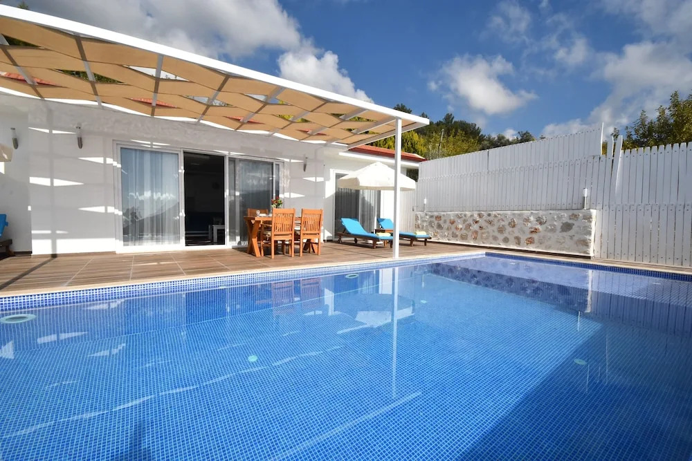 KAL1590 Villa Zeytin Islamlar 2 Bedrooms