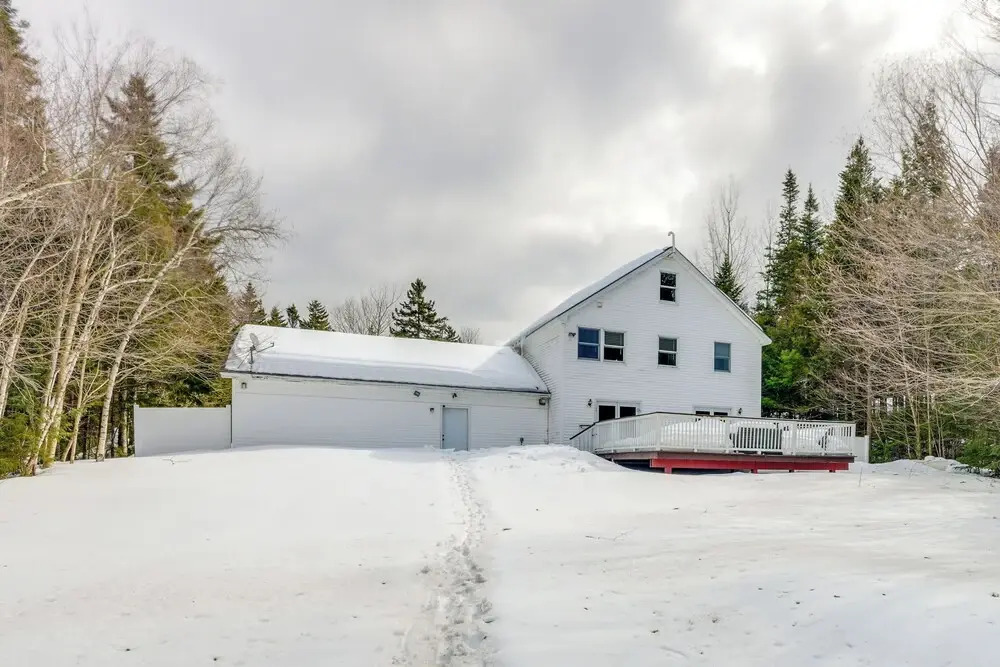 Golf, Hike & Unwind: Spacious Dover Retreat!