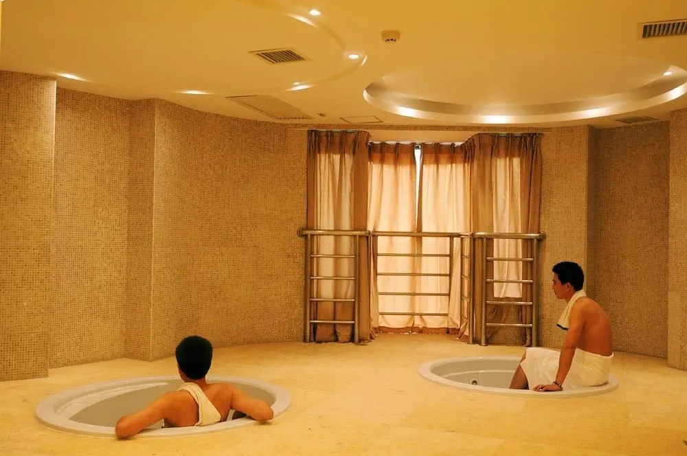 Starway Hotel (Nanchang Honggutan Wanda Qiushui Square)