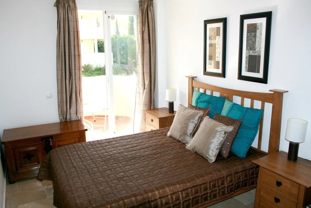Apartment With 2 Bedrooms in Manilva, With Wonderful Mountain View, Po
