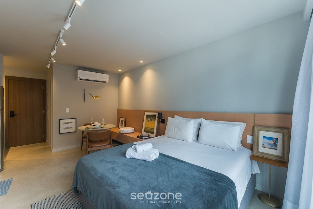Stay With Style and Convenience in Salvador LIV