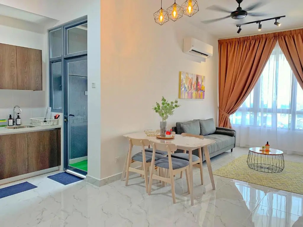 Netflix Two Bedroom Troika Kota Bharu Homestay 182