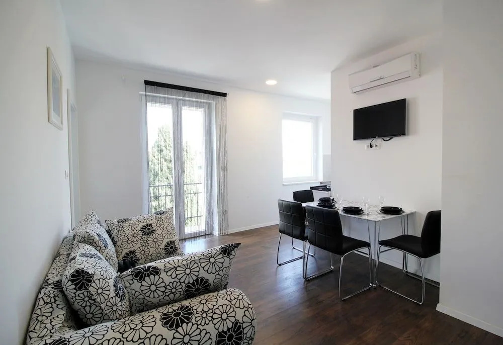 Apartment Split Lazarica