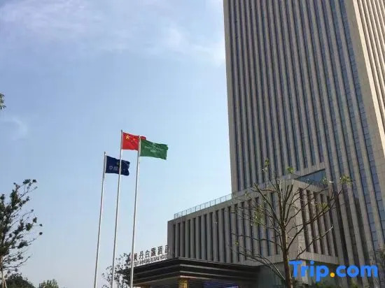Yingtang Fontainebleau Hotel
