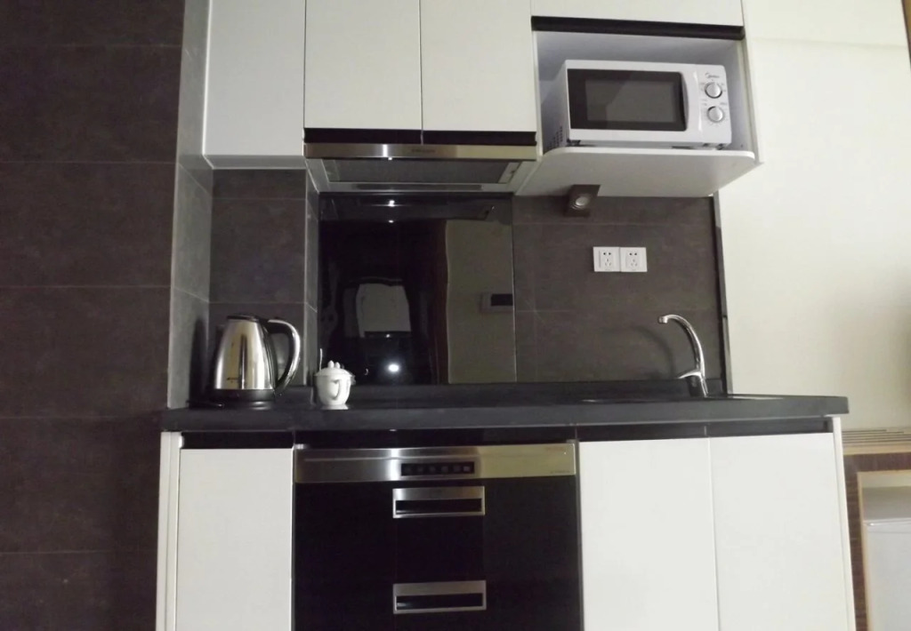Poly Cullinan Apartment Hotel