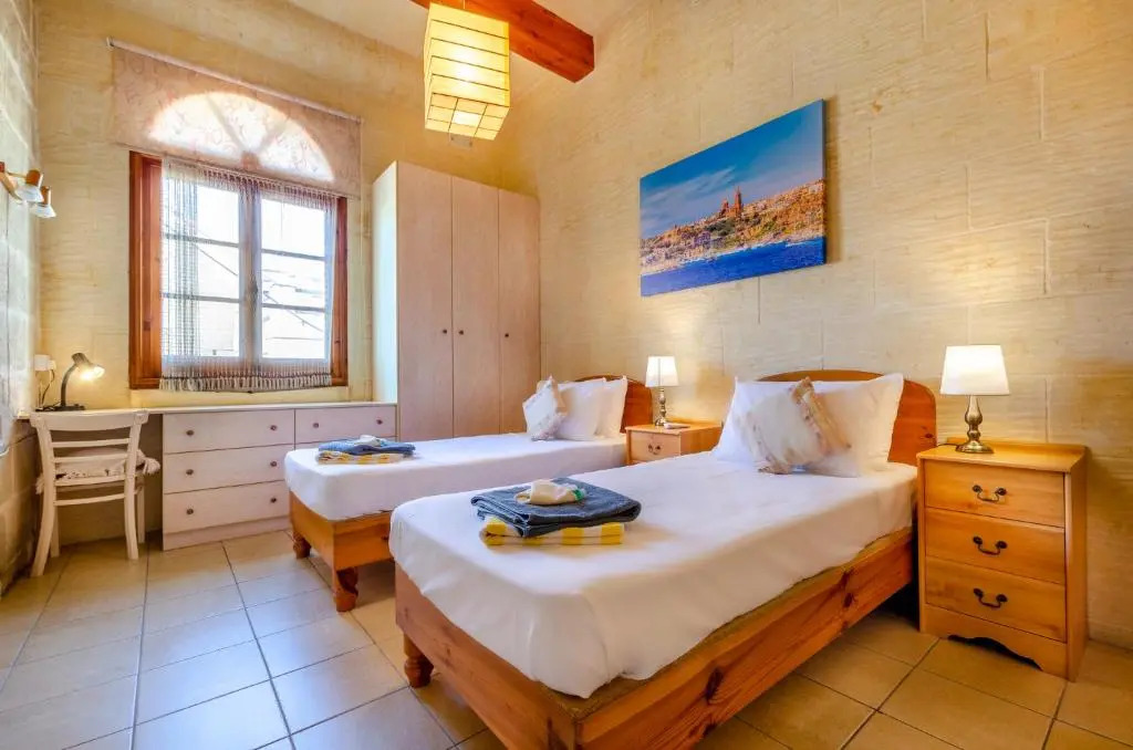The Grand Authentic House with Private Pool