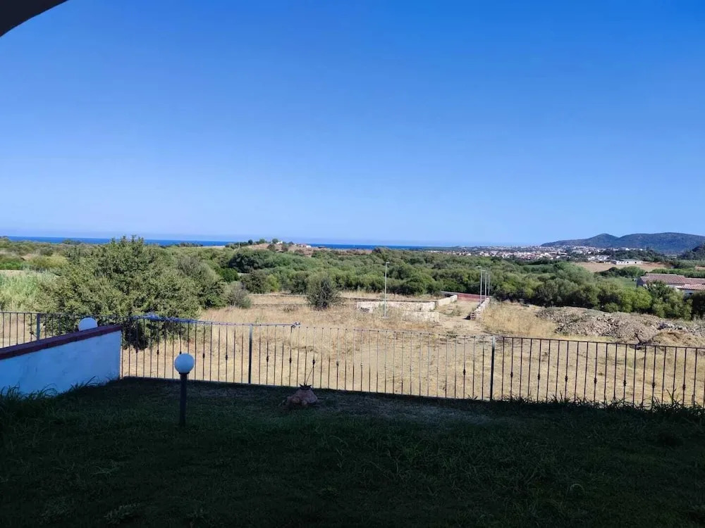 Villa 6 Beds Just Minutes From San Teodoro