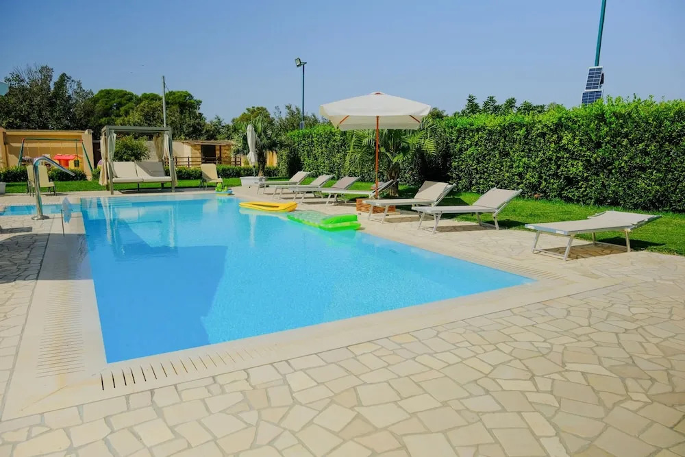 Bungalow Felicità 2 With Pool
