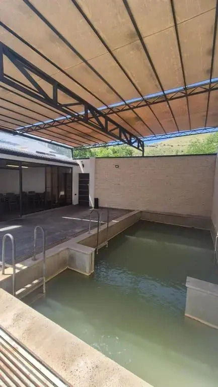 Relax Mineral Hotwater House