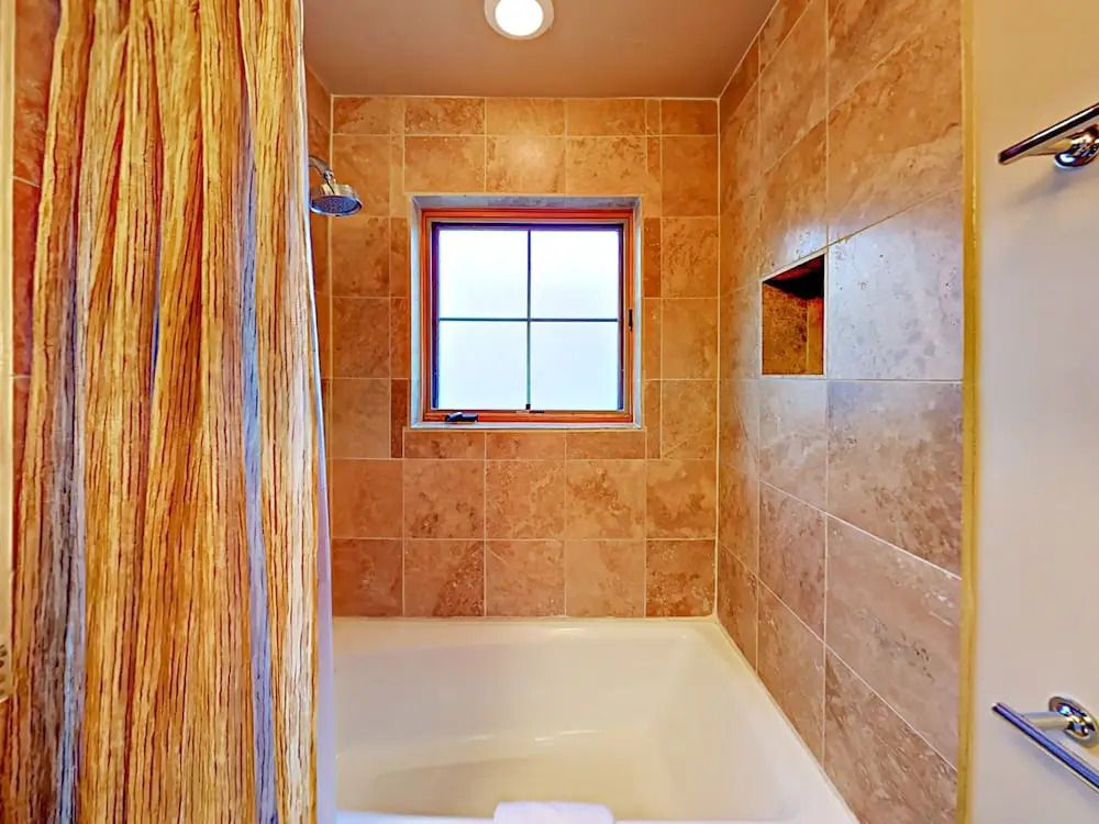 12 La Vereda Condo Unit 2 2 Bedrooms 2.5 Bathrooms Condo