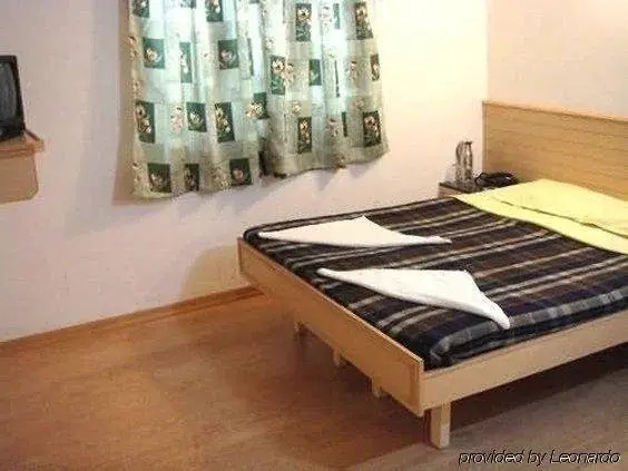 Snooze Inn