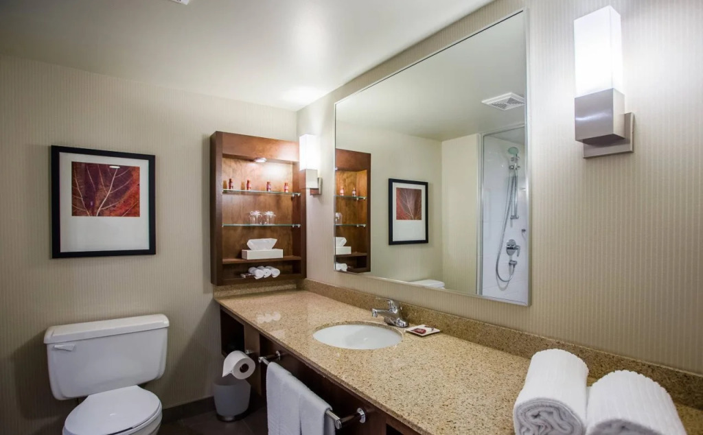 Delta Hotels by Marriott Saguenay Conference Centre