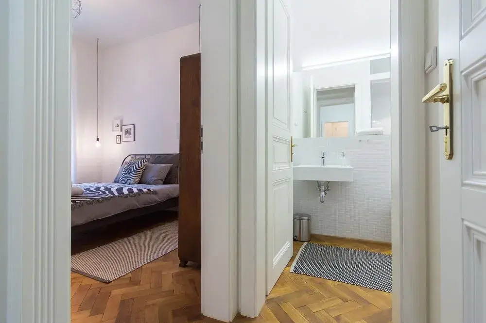 Stylish Modern Apartment in Malastrana
