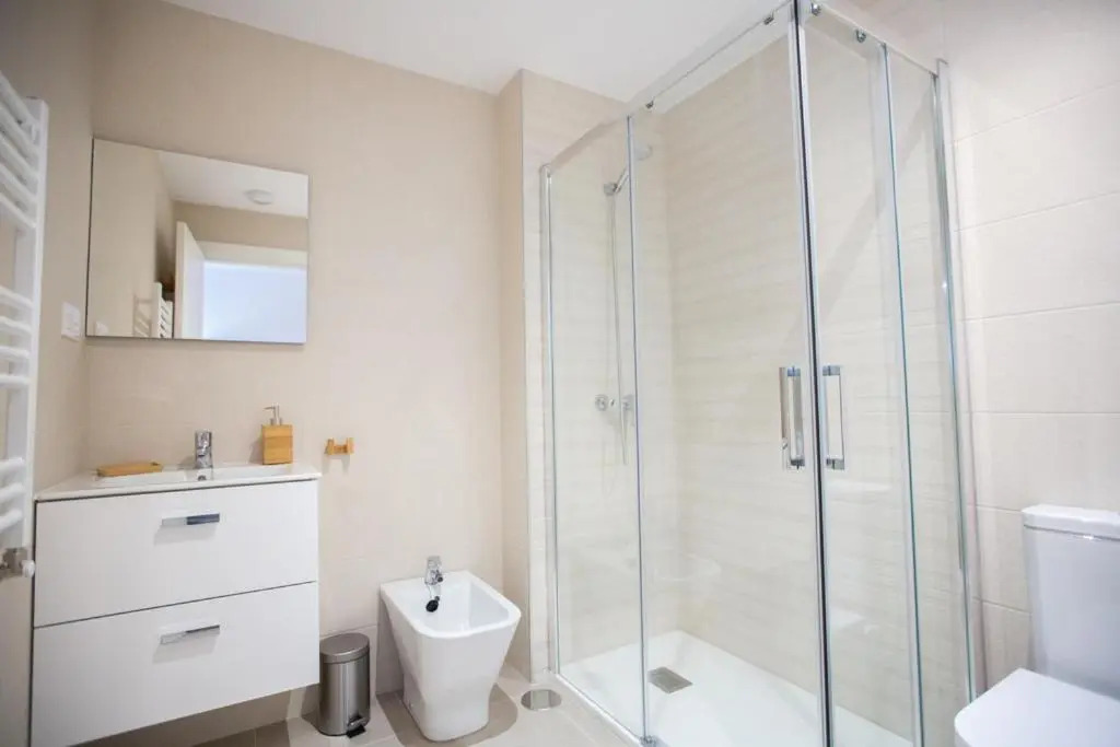 Apartamentos tiu Enrique 4 Piso