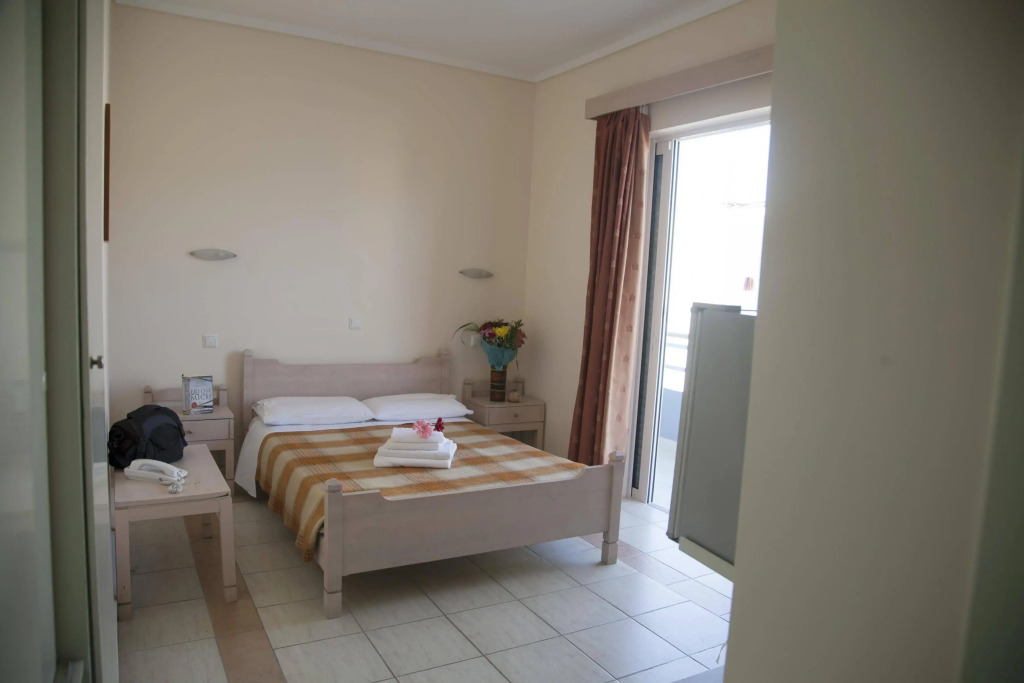 Theonia Hotel