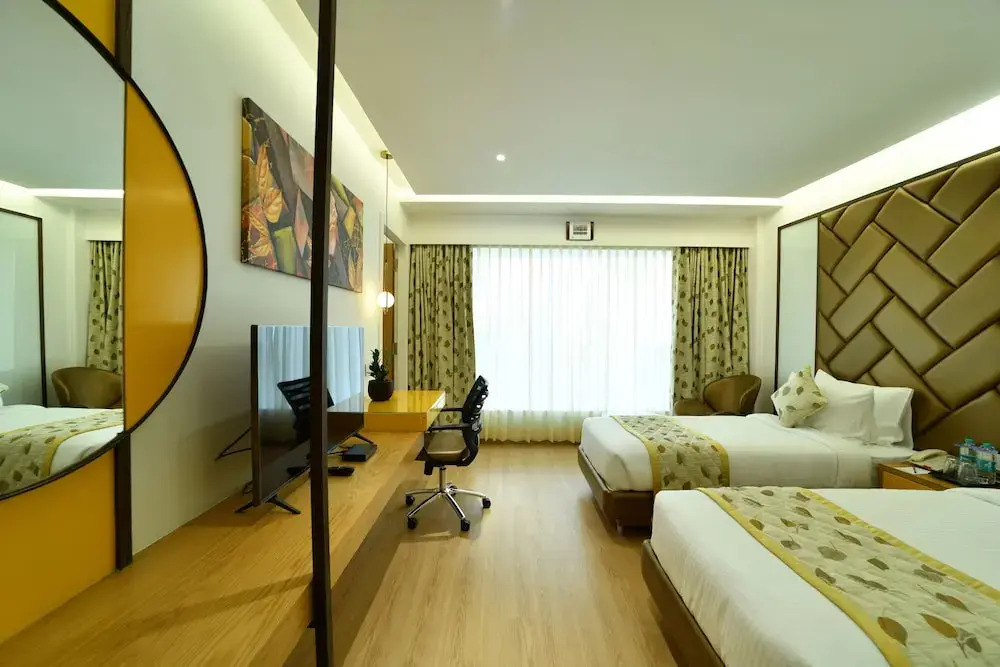 The President Hotel, kumarapark