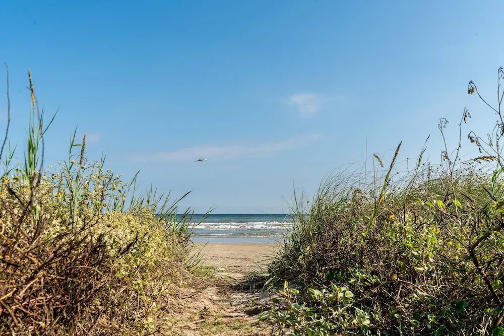 Cast A Waves 2 Bedroom Home
