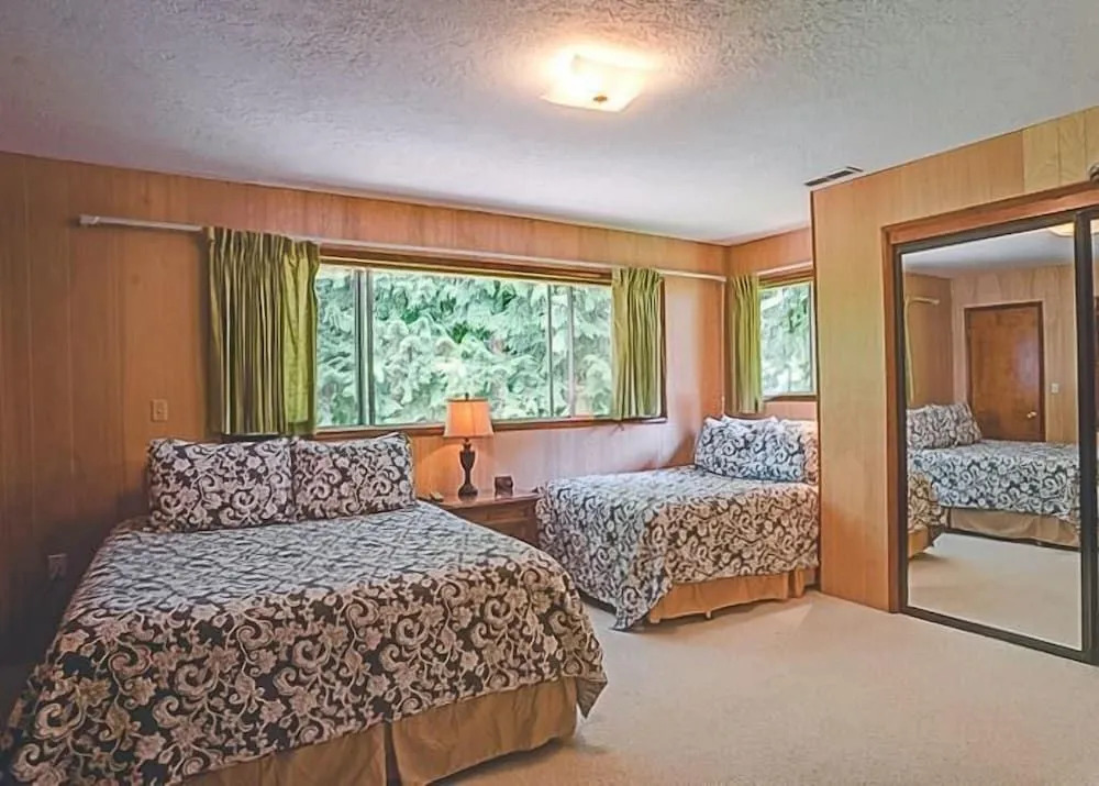Deer View Retreat