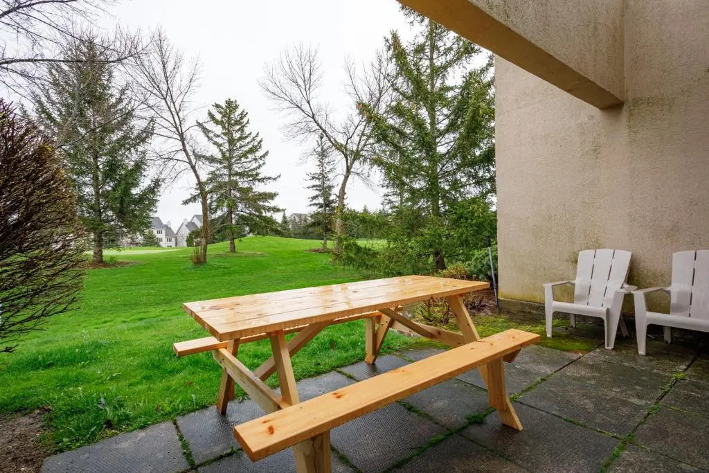 Wintergreen Retreat with Private Sauna & Patio 82291