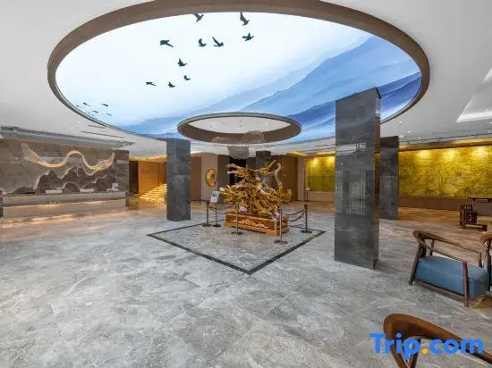 Ruijing Hotel (Wuhan Guiyuan Temple Zhongjiacun Subway Station Store)