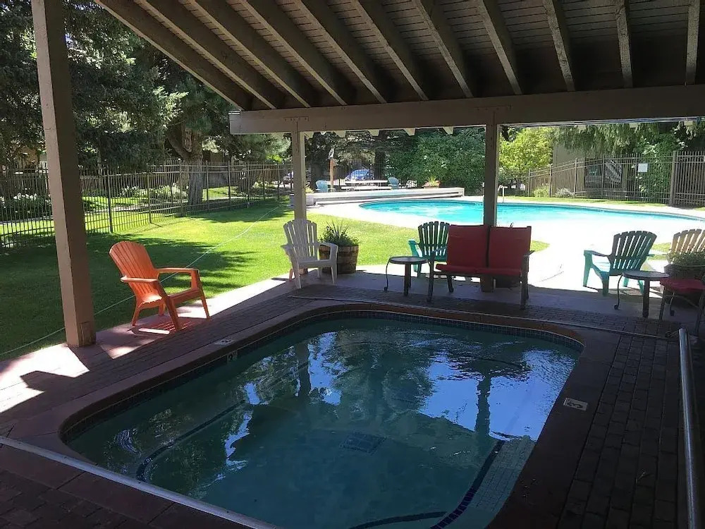 Sv101 - Walk to Lifts & Town - Hot Tub & Pool