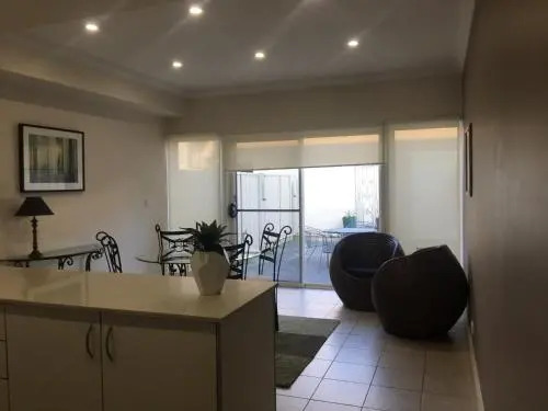 Travers Street Apartment