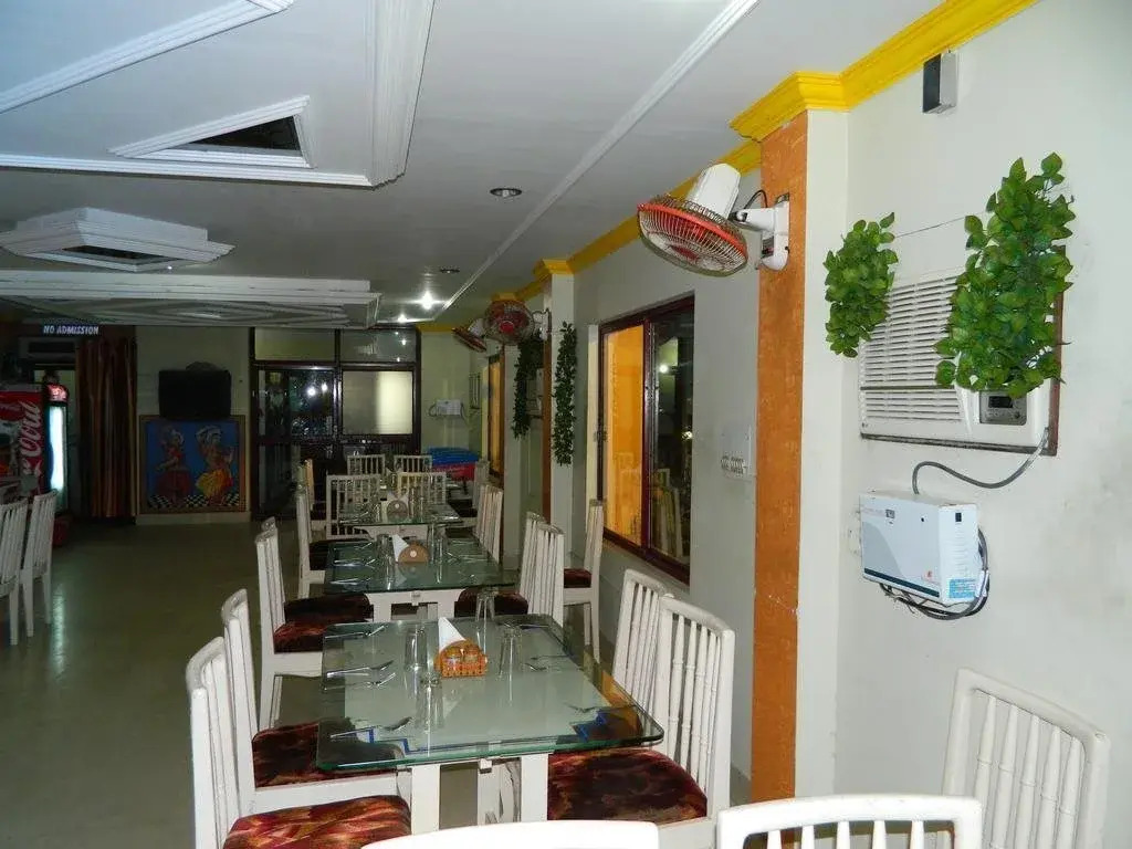 Hotel Raj