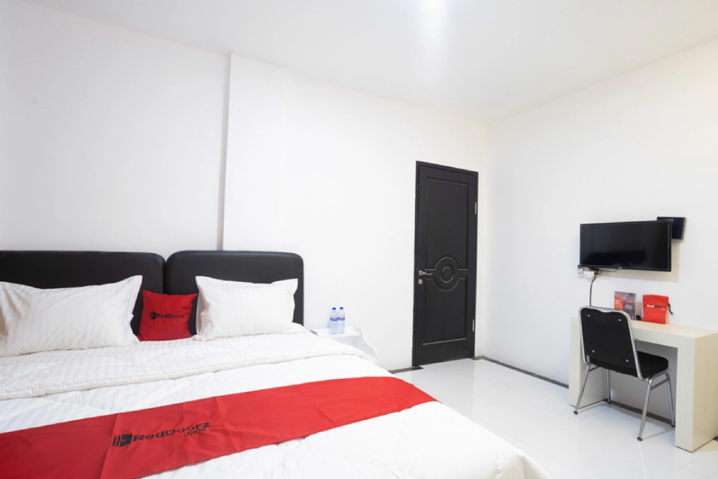 RedDoorz near IPB Dramaga Bogor