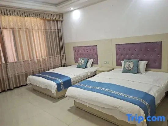 Xinning Xinlong Hotel