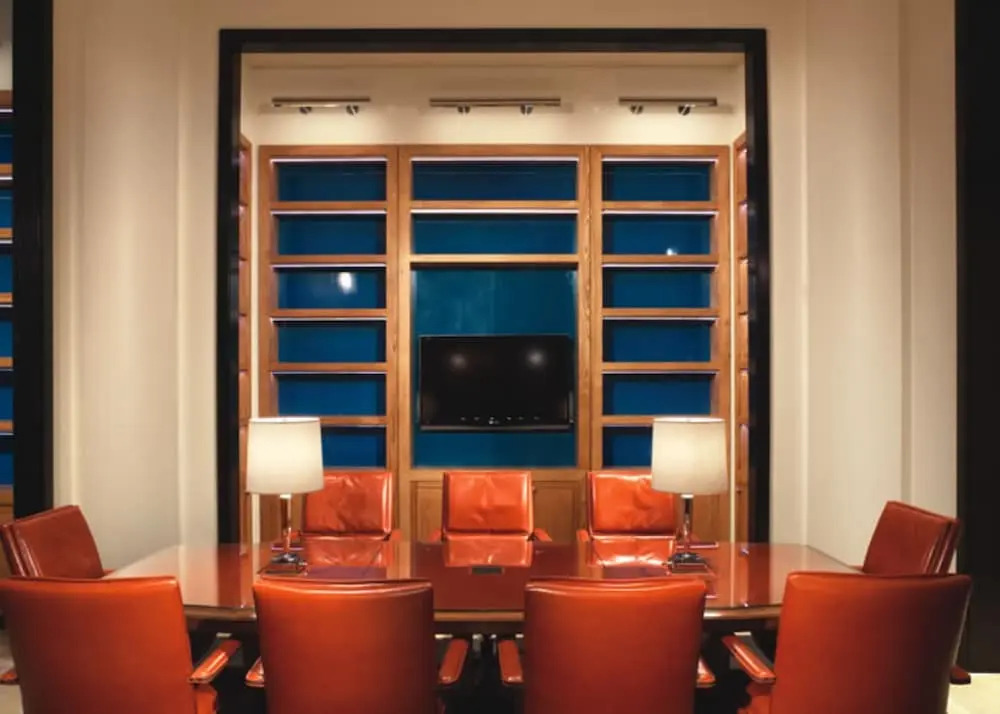 Bluebird Suites in Crystal City