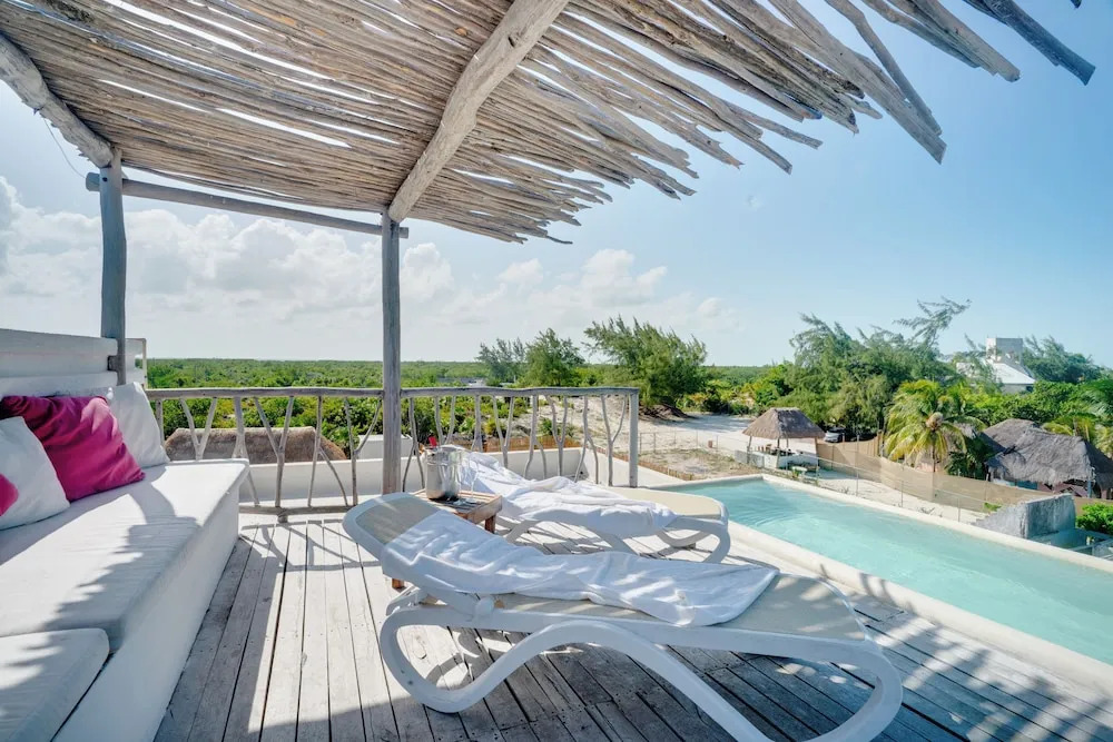 Punta Blanca | Beachfront Boutique Hotel