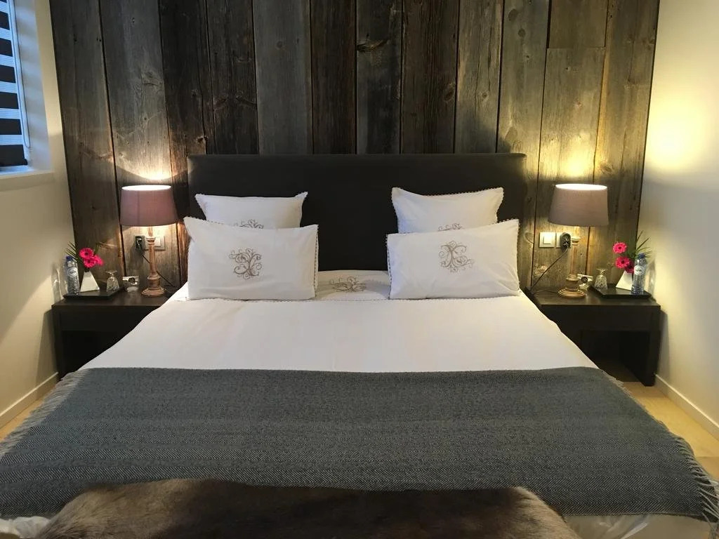 B&B Sixteen