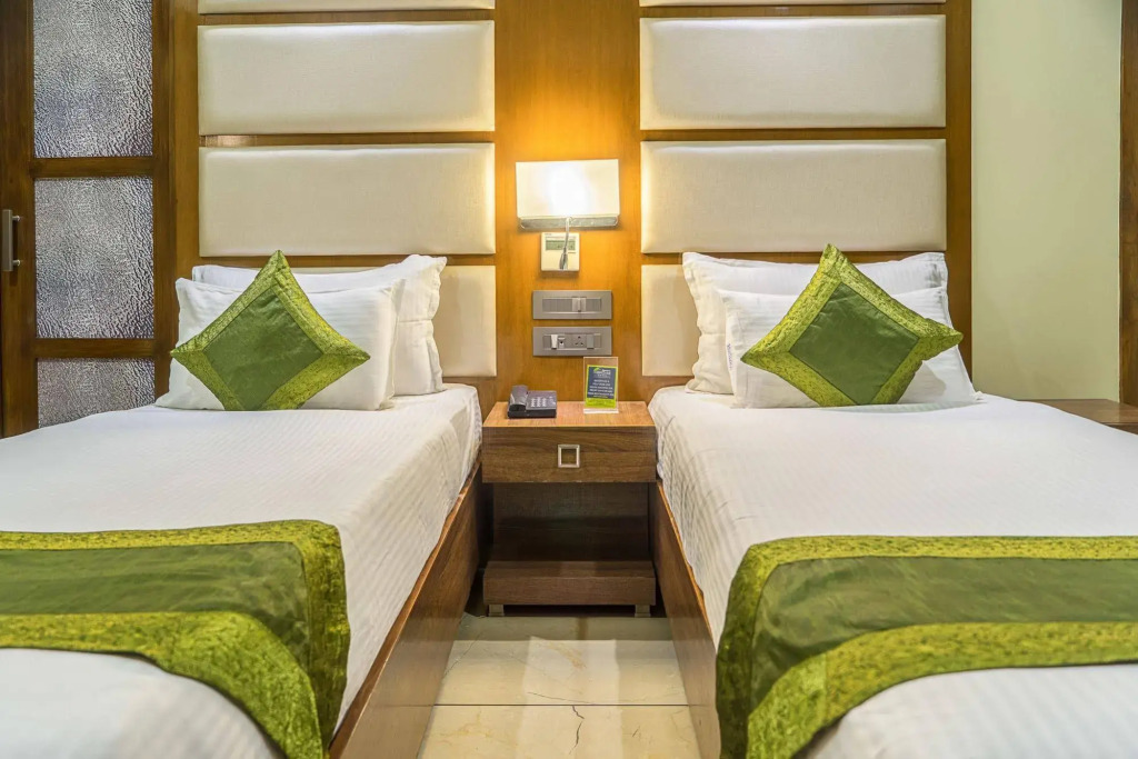 Super Inn Armoise Hotel - Navrangpura, Ahmedabad