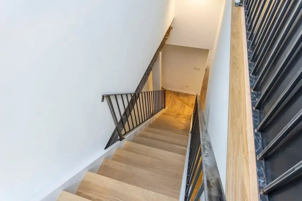 Inventors Loft 1 - Relax/play/explore- Center City