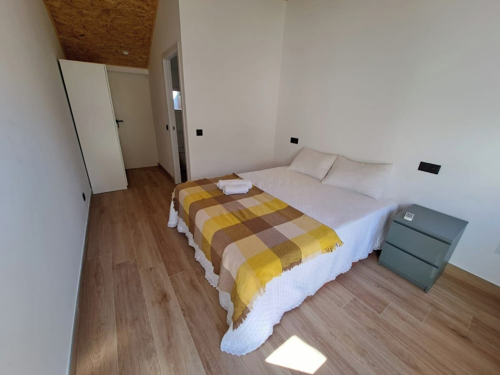 Apartment Garden 3 Bedrooms 3 Bathrooms