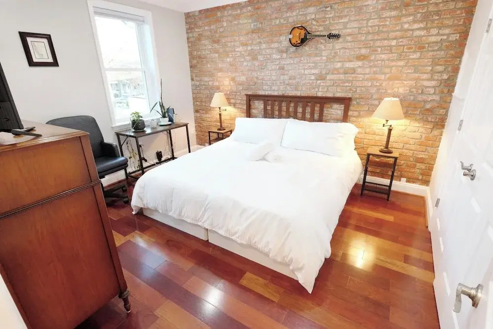 Pretty in Petworth-walkable to Metro & Restaurants