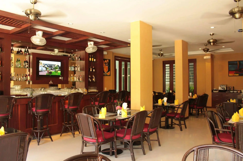 Hemingways Hotel