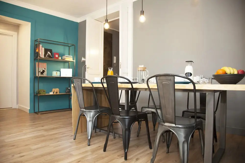 B&B Leitmotiv
