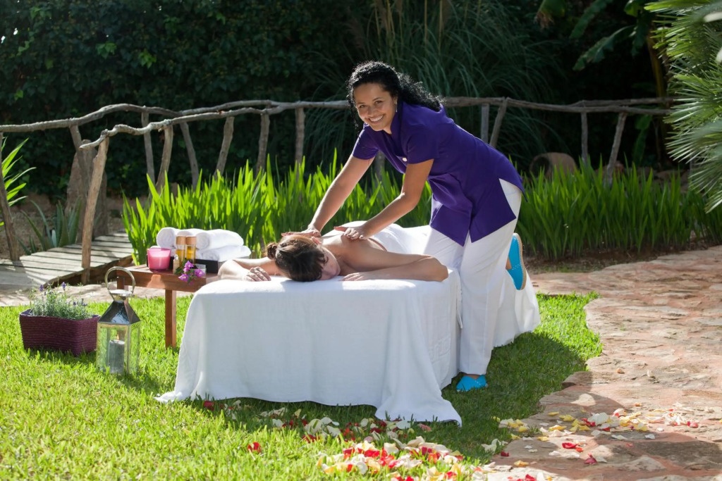 Es Revellar Art Resort