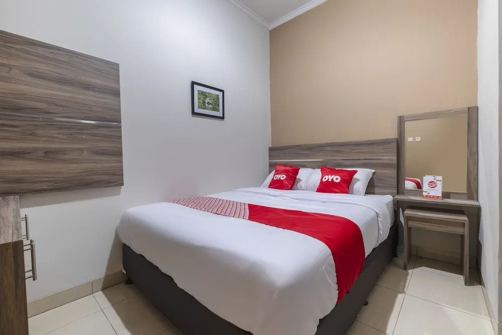 OYO Life 3248 Vision Residence Karawang