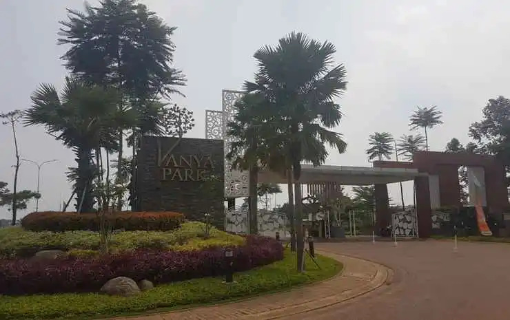 Azura House 2 bedroom near ICE Aeon mall