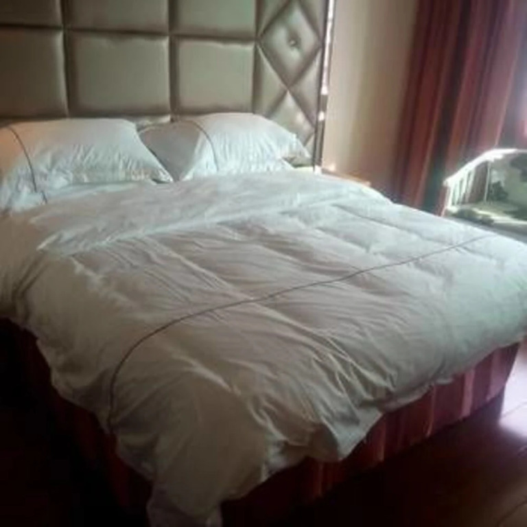 Service Building Hotel (Guiyang Railway Station MixC Mall Branch)