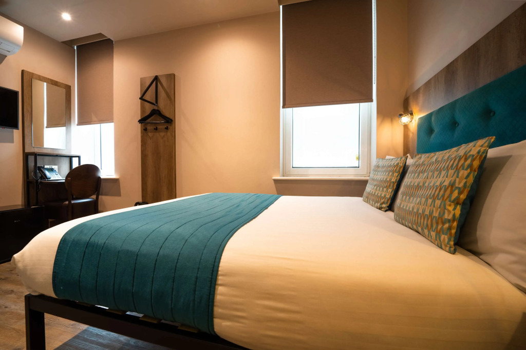 Euston Square Hotel