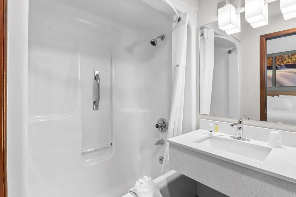 Days Inn by Wyndham Alpena